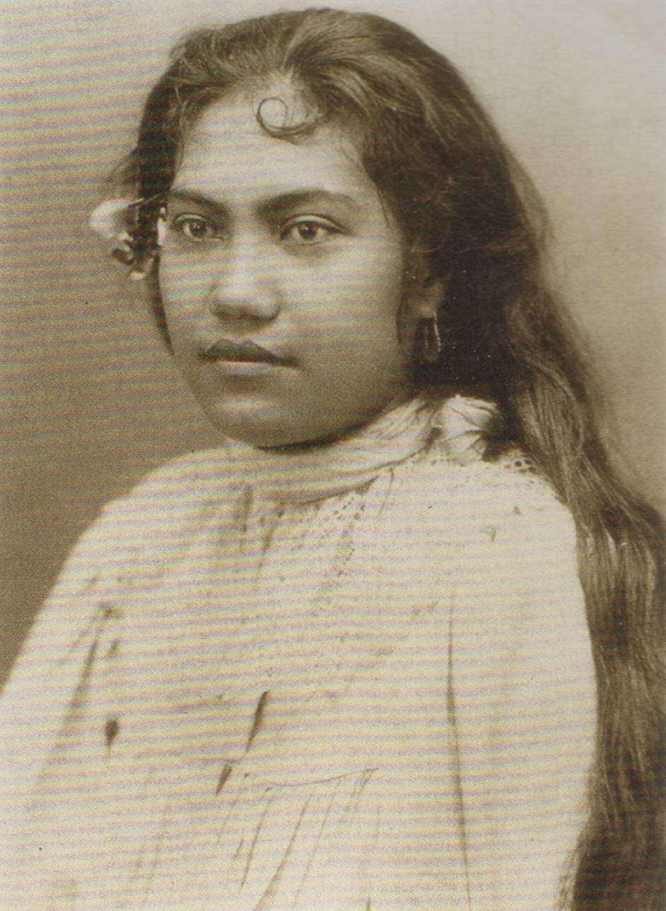 Gauguin | Online Scholarly Catalogue | Art Institute of Chicago | Charles Spitz, Tahitian Woman