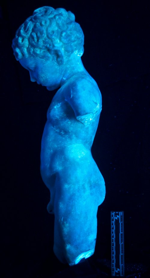 Ultraviolet image of Statue of a Young Boy (1st century A.D.). The Art Institute of Chicago