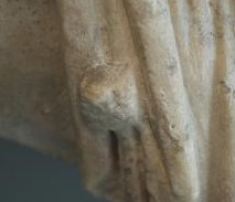 Roman Art | Online Scholarly Catalogue | Art Institute of Chicago | Detail of Relief of a Falling Warrior, 2nd century A.D.