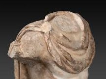 Roman Art | Online Scholarly Catalogue | Art Institute of Chicago | Detail of a Fragment of a Portrait Statue of a Man